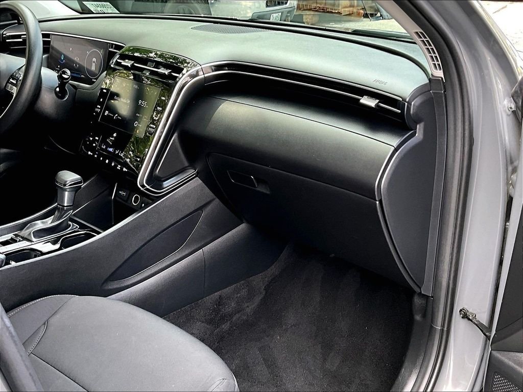 Used 2024 Gray Hyundai SEL image 13