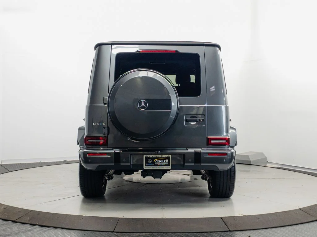 Certified Used 2025 MANUFAKTUR Graphite Metallic Mercedes-Benz G 550 image 30