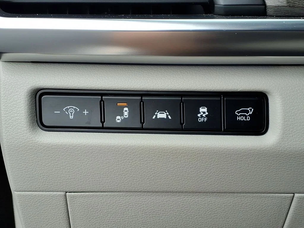 Used 2022 Black Kia SX image 29