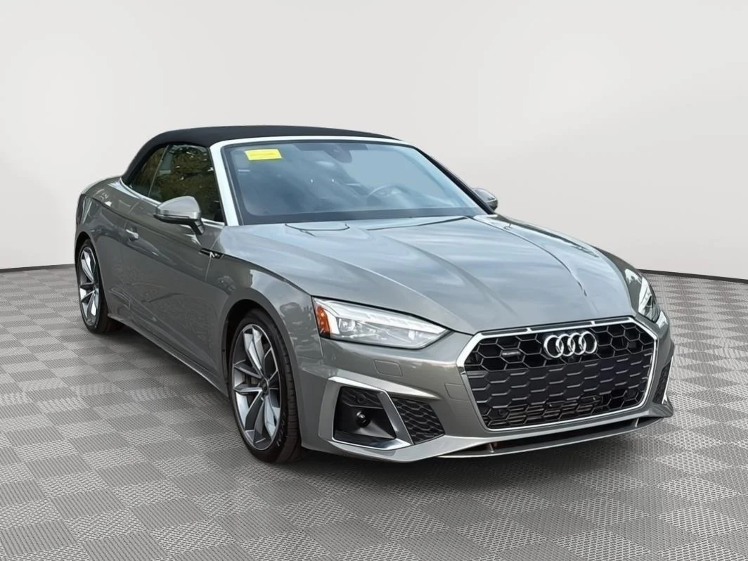 Used 2023 Chronos Gray Metallic/Black Roof Audi S line Prestige image 3