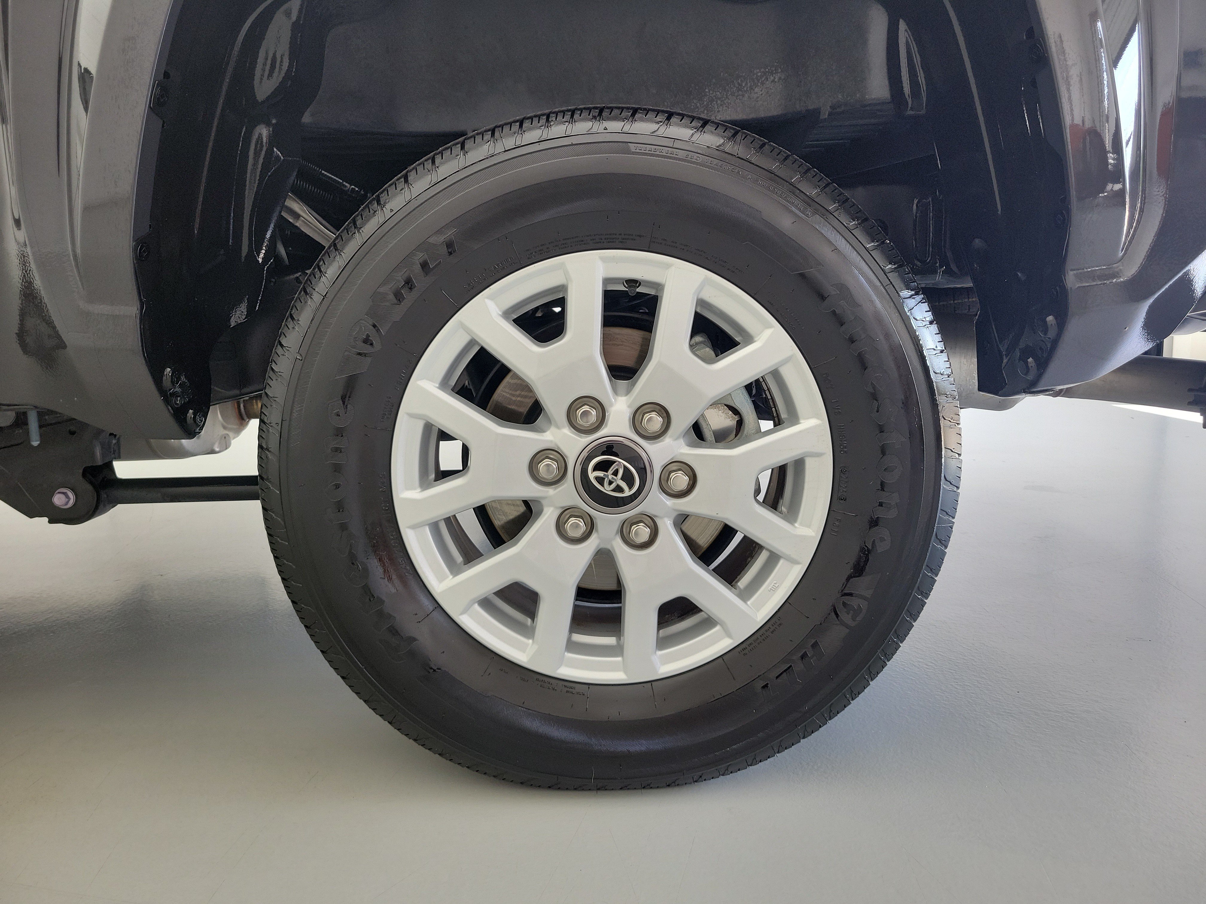 Used 2025 Underground Toyota SR5 image 10