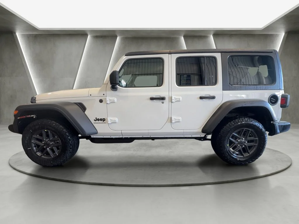 New 2026 Bright White Clearcoat Jeep Sport RHD image 4