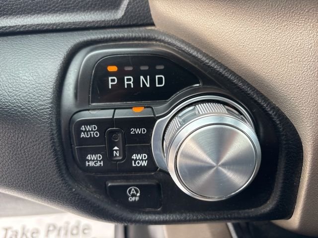 Used 2022 White Ram Laramie image 32