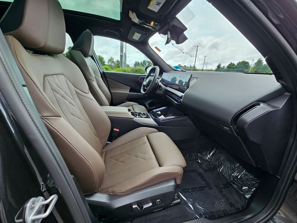 Used 2025 Dark Graphite Metallic BMW 30 xDrive image 14