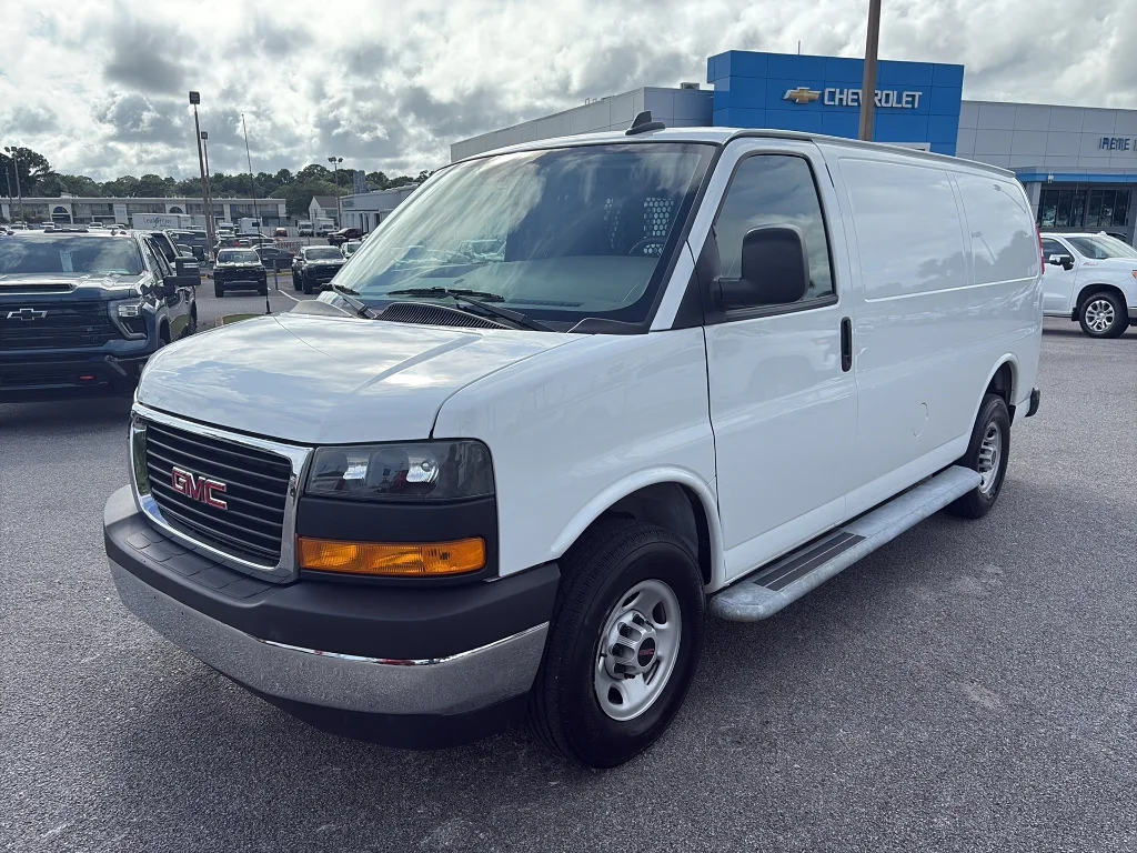 1GTW7AFP8R1180318