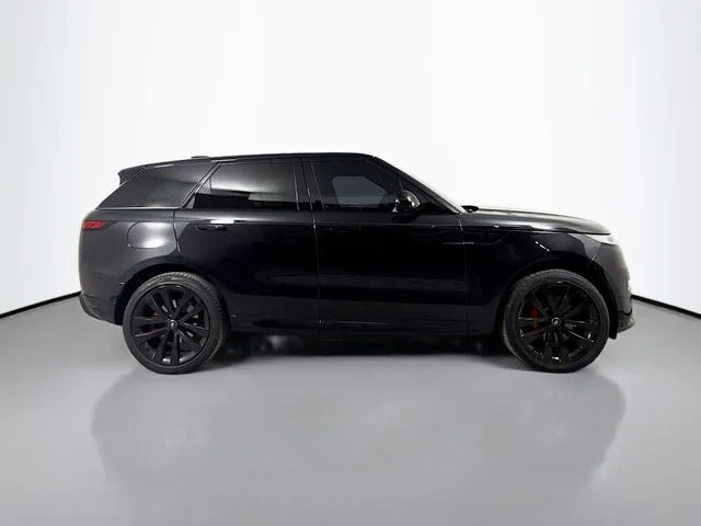 Certified Used 2024 Black Land Rover Dynamic SE image 4