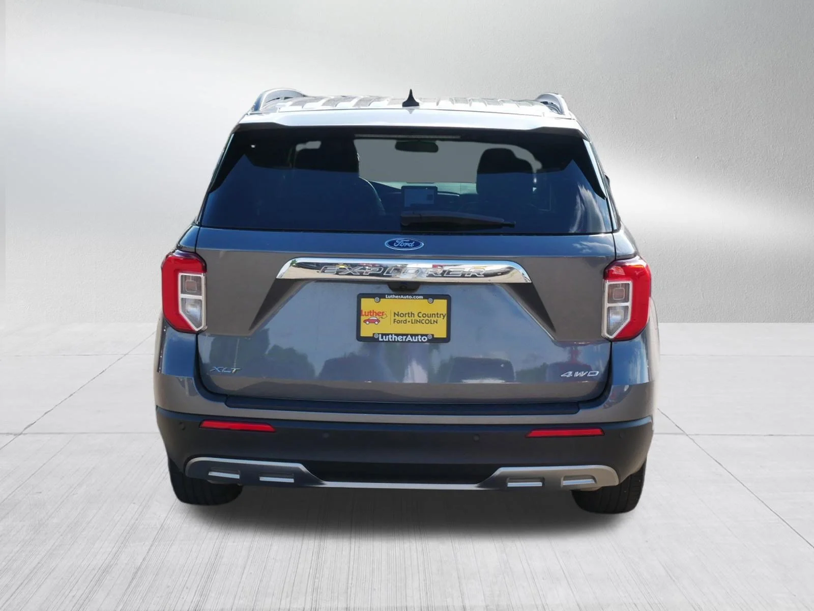 Used 2023 Carbonized Gray Metallic Ford XLT image 6