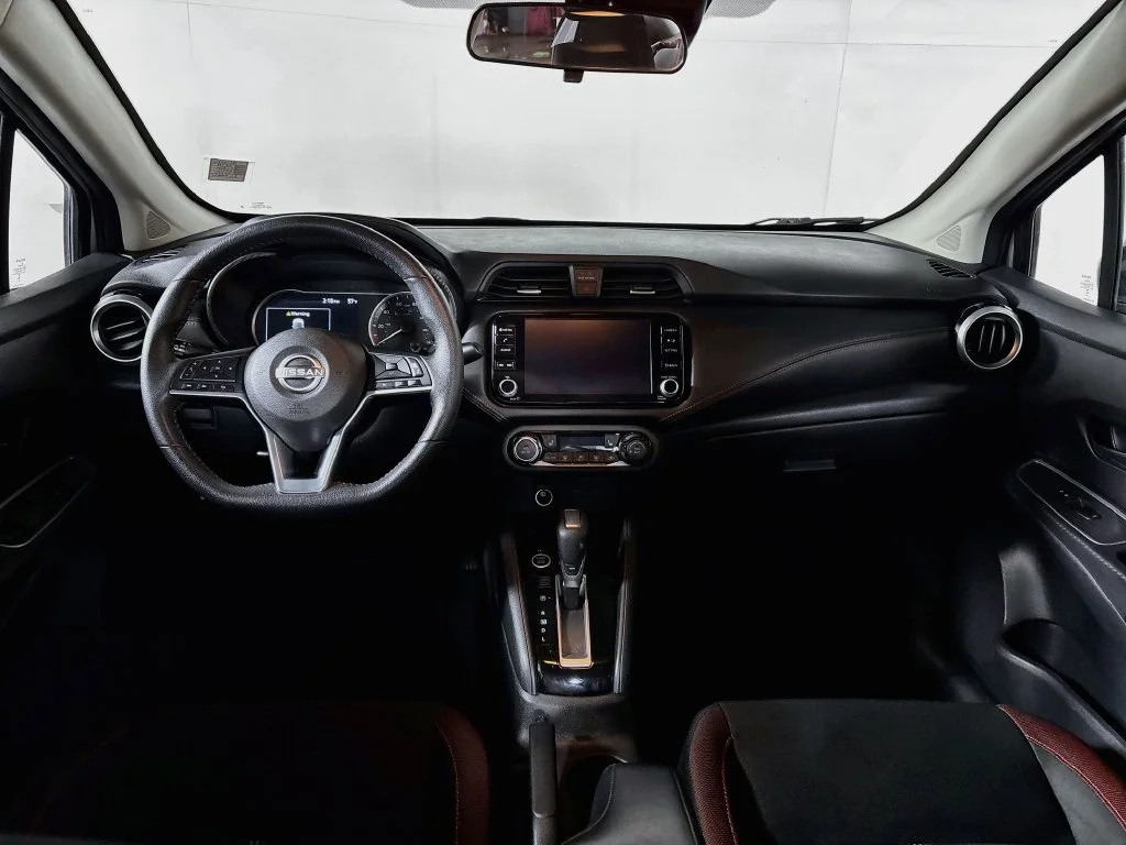 Used 2024 Silver Nissan 1.6 SR image 12