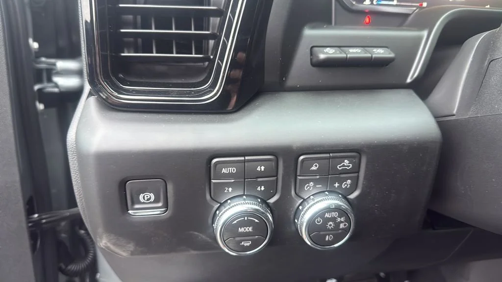 2026 GMC Sierra 1500 AT4X - Photo 19