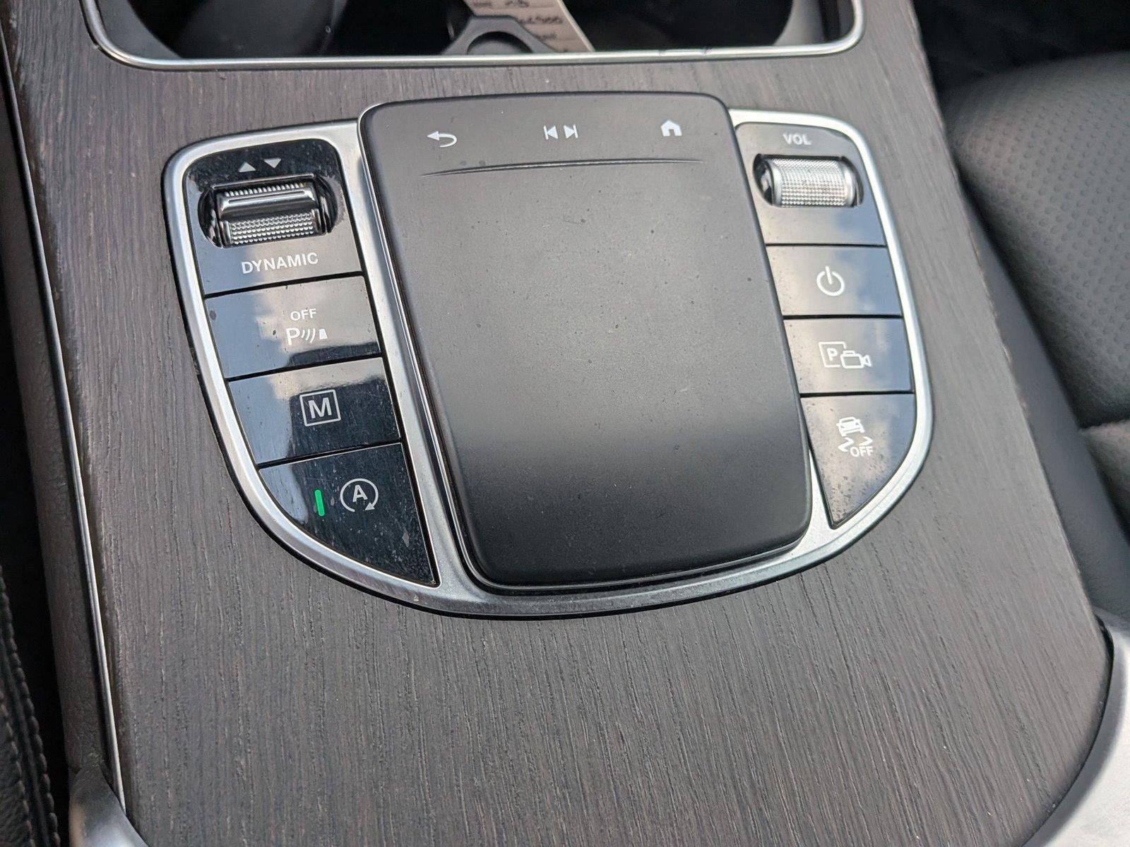 Used 2022 Polar White Mercedes-Benz GLC 300 image 26
