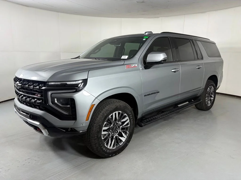 Used 2026 Gray Chevrolet Z71 image 4