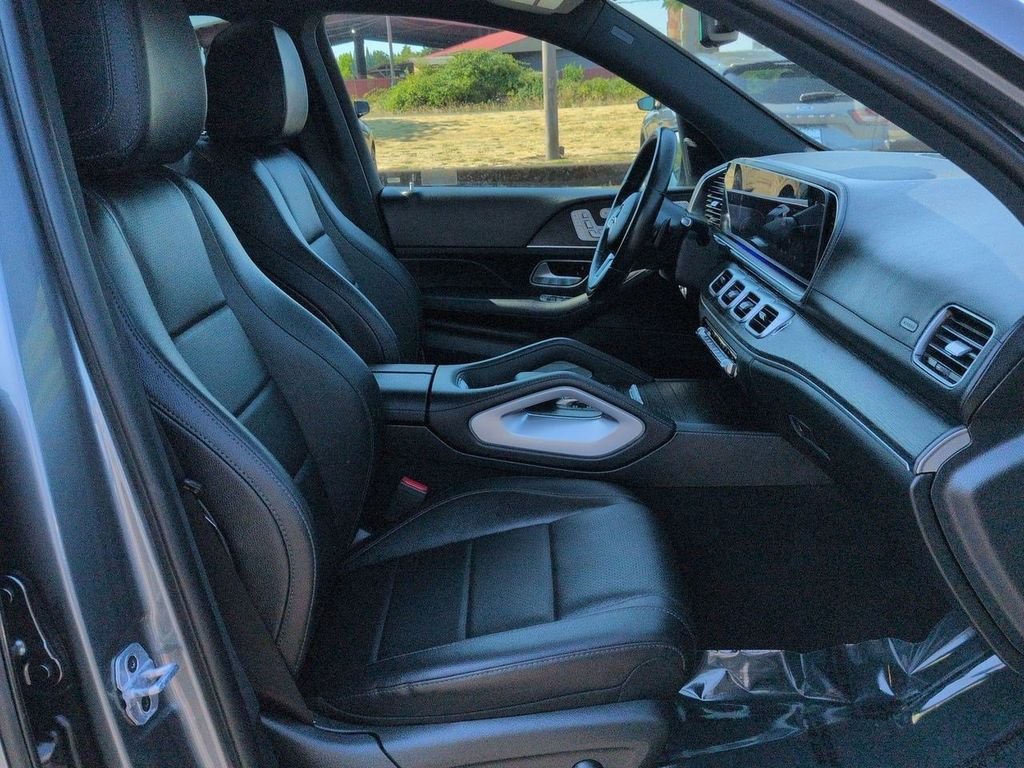 Used 2023 Selenite Gray Metallic Mercedes-Benz GLS 450 image 30