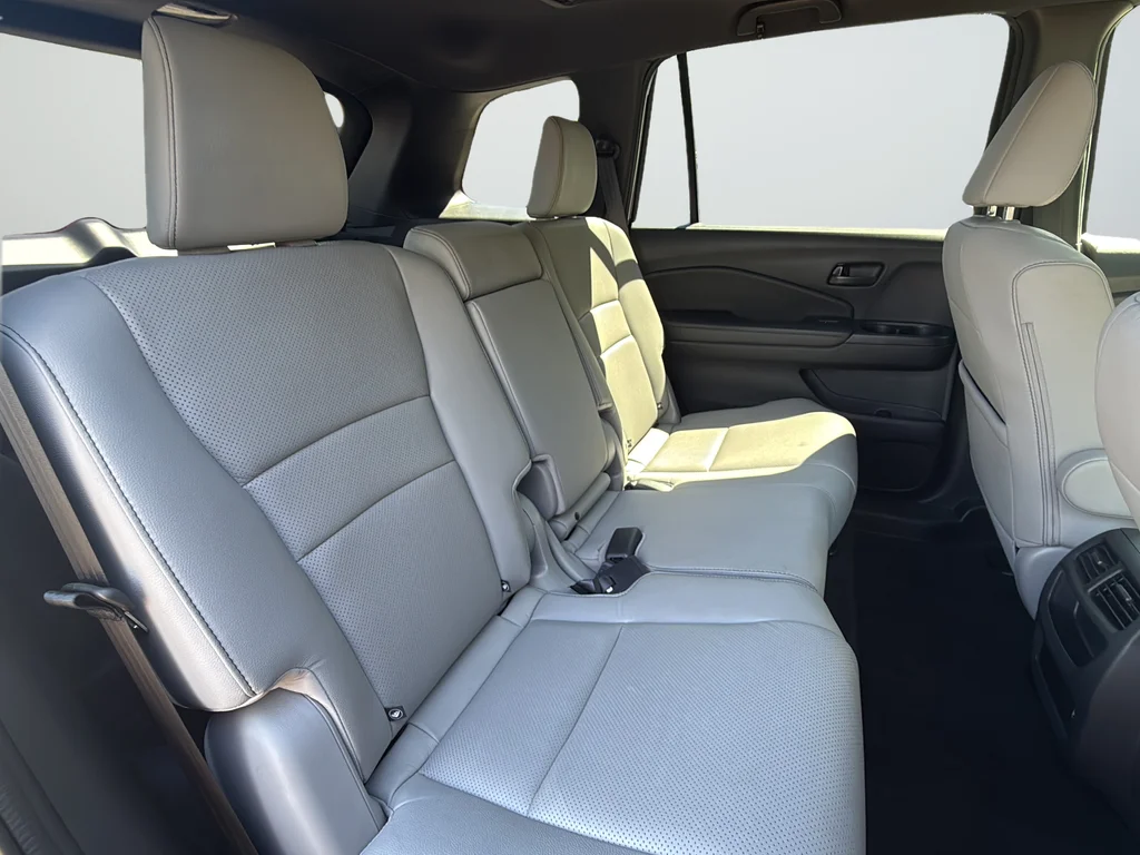 Used 2023 Blue Honda EX-L image 13