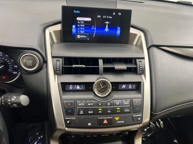 Used 2015 White Lexus 200t image 18