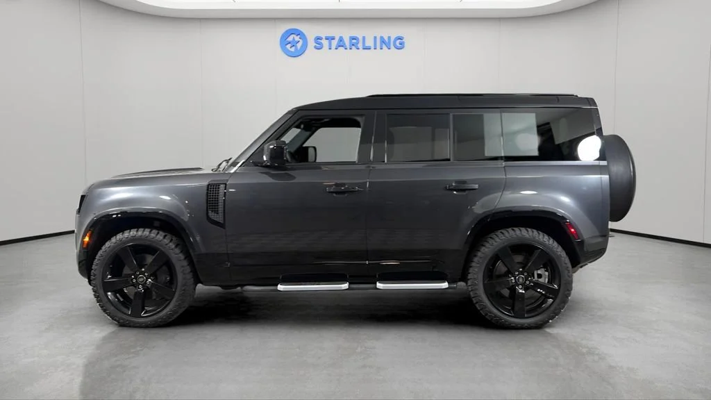 Used 2023 Gray Land Rover 110 X-Dynamic SE image 3