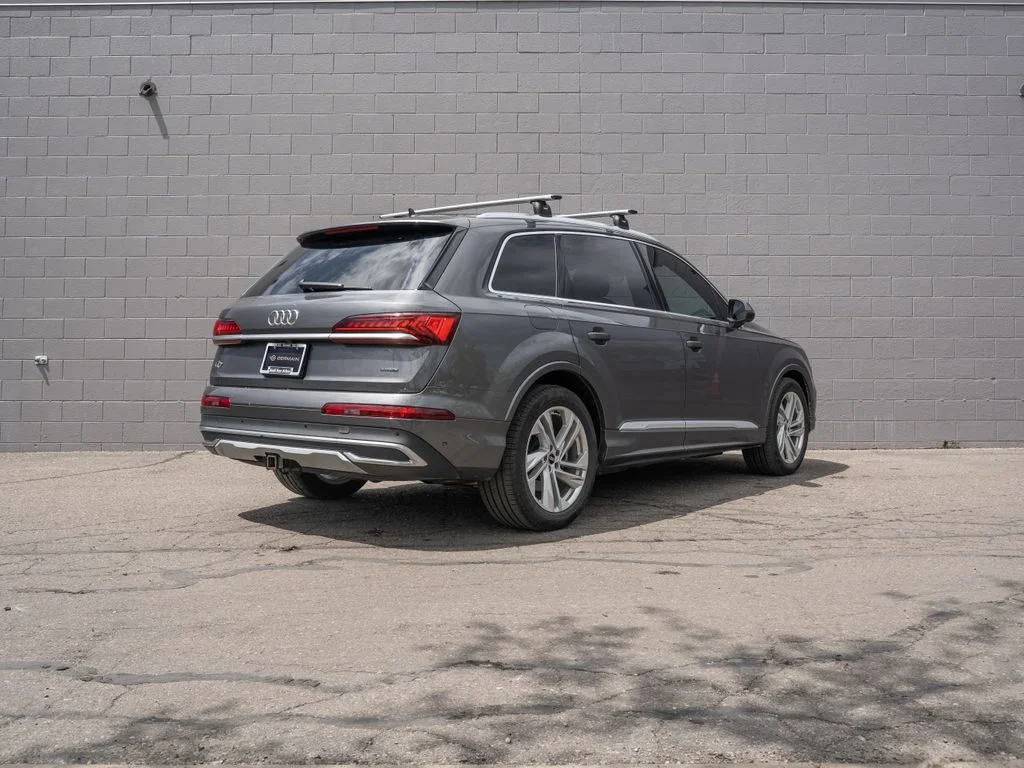 Used 2021 Gray Audi 55 Prestige image 7