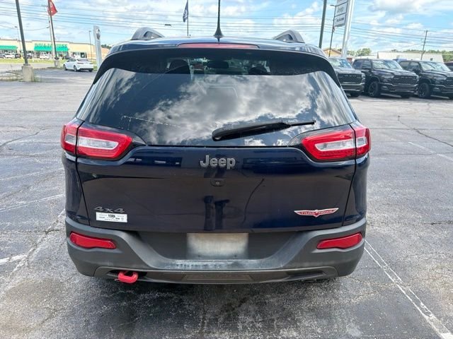 Used 2015 Blue Jeep Trailhawk image 5