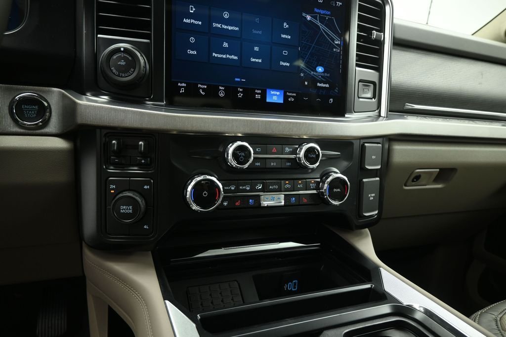 New 2026 Star White Metallic Tri-Coat Ford Platinum image 13