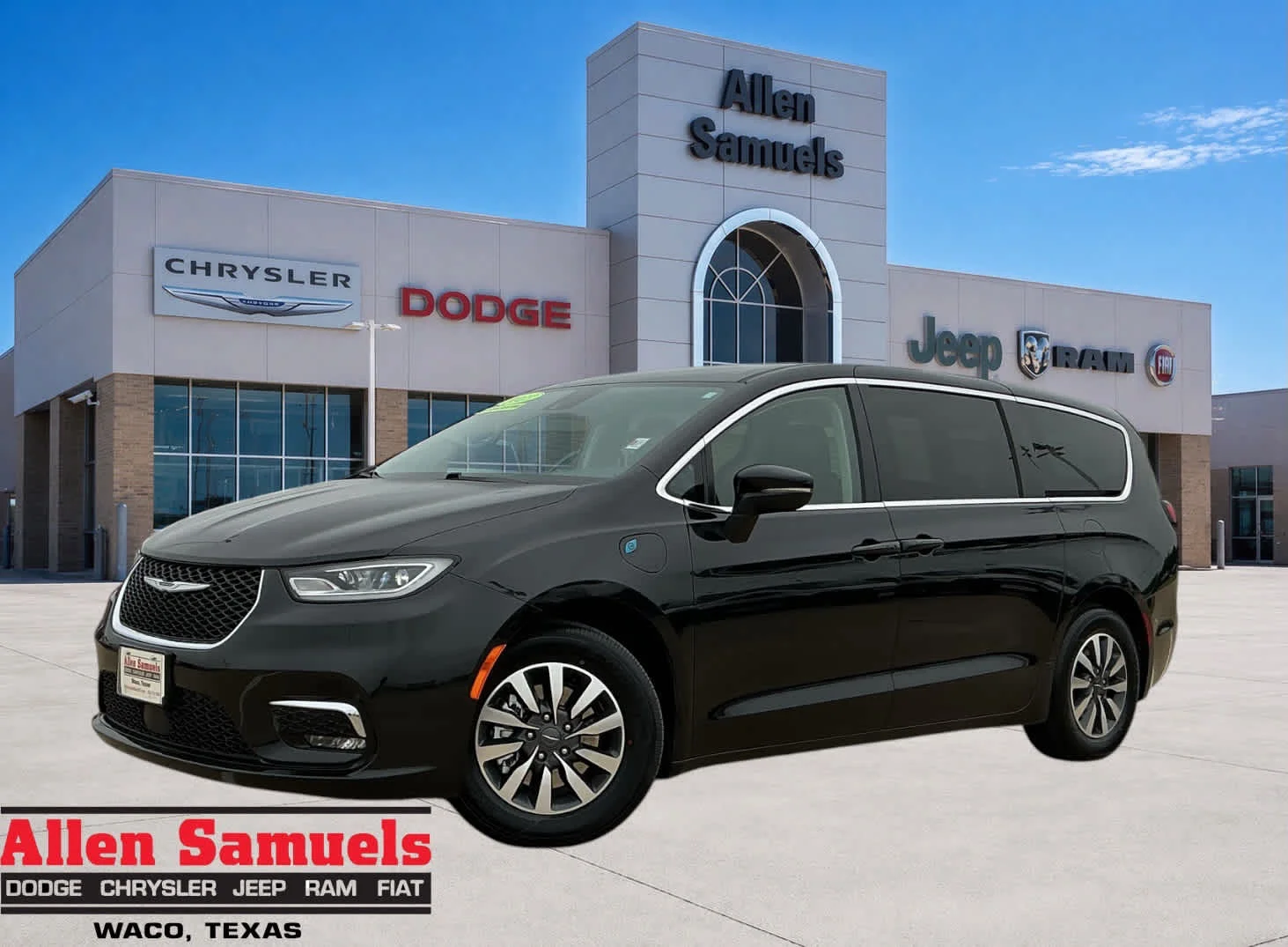 2023 Chrysler Pacifica Hybrid Touring L Hybrid's photo