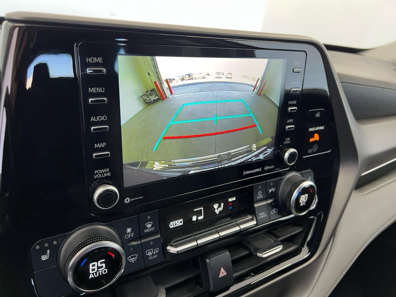 Used 2022 Magnetic Gray Metallic Toyota Hybrid XLE image 17