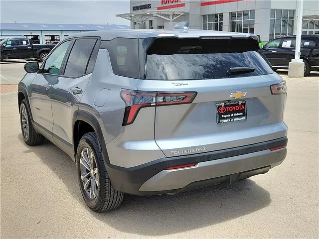Used 2026 Sterling Gray Metallic Chevrolet LT All-Wheel Drive image 2