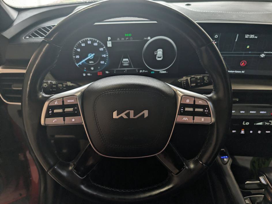 Used 2023 Dawning Red Kia SX X-Line image 13