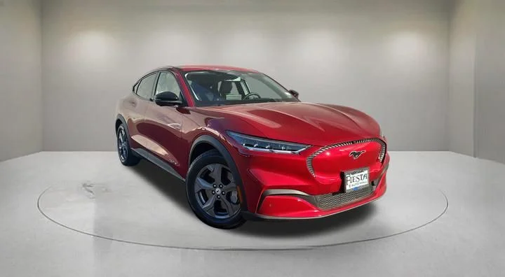 2023 Ford Mustang-Mach-e Select's photo