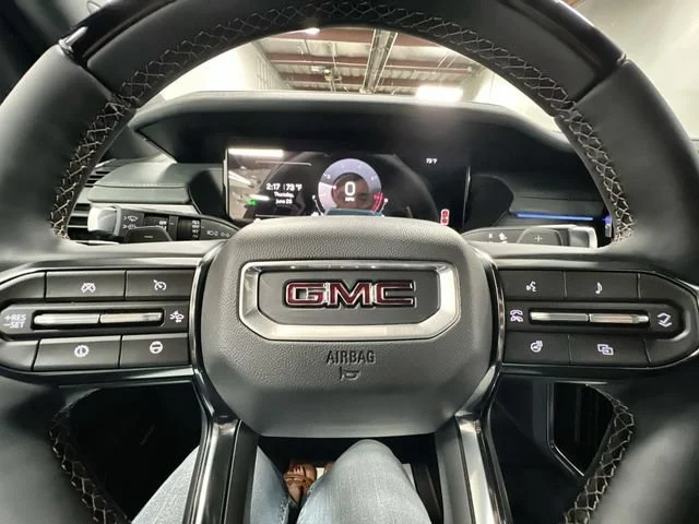 2026 GMC Acadia AT4 - Photo 11