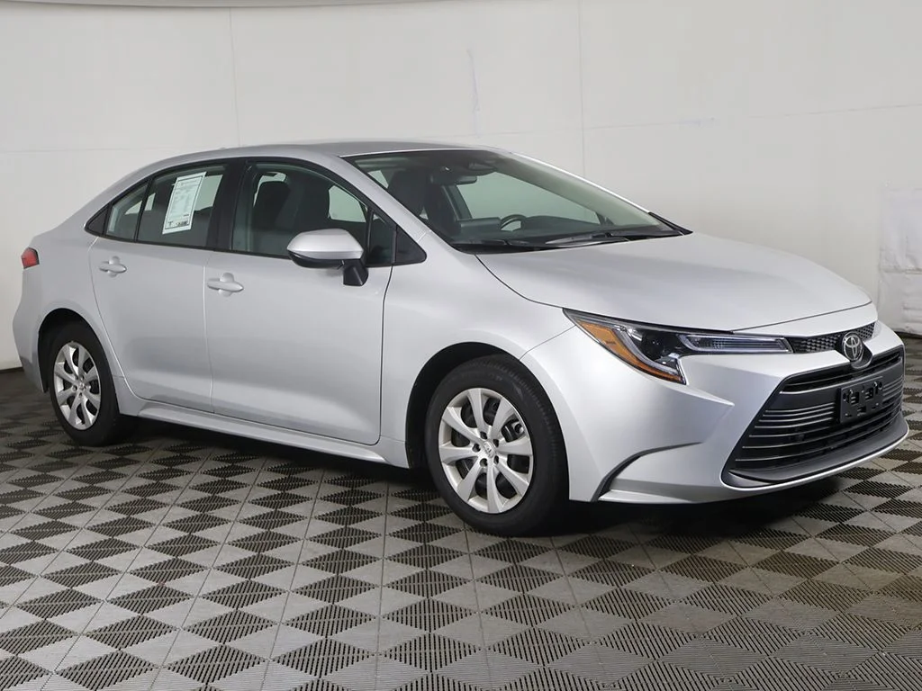 Used 2025 Silver Toyota LE image 43