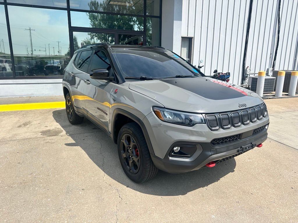Used 2022 Gray Jeep Trailhawk image 5