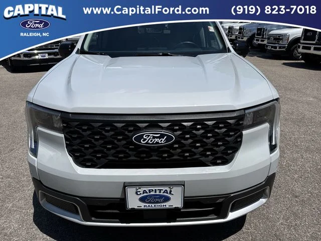 Used 2025 White Ford Lariat image 10