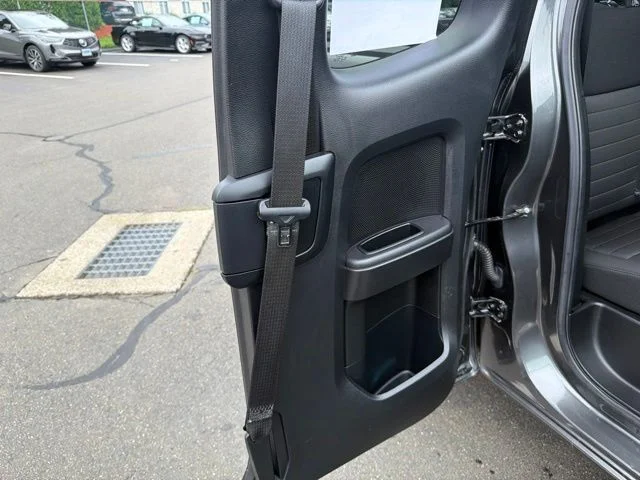 Used 2019 Gray Ford XLT image 12
