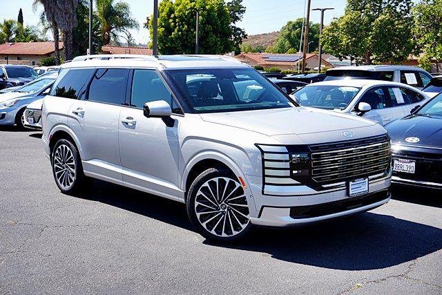 New 2026 Silver Hyundai Calligraphy AWD image 3
