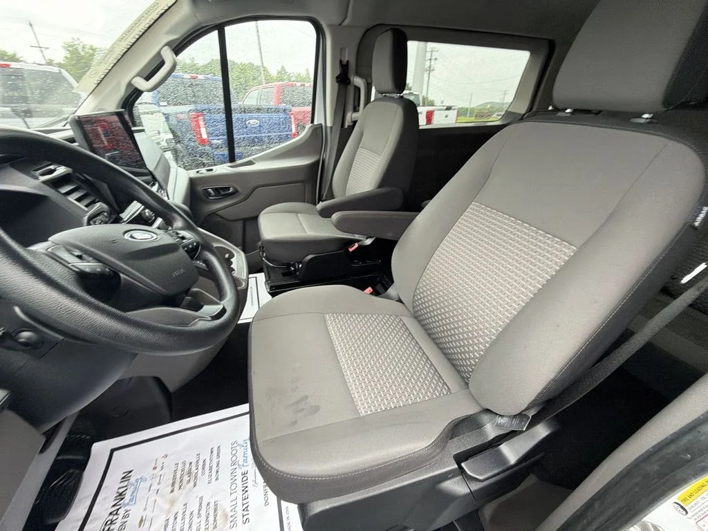 Used 2024 White Ford XLT image 17