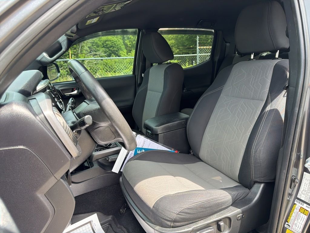 2021 Toyota Tacoma TRD Off Road - Photo 20