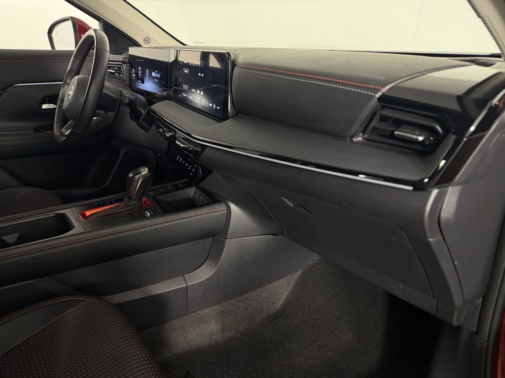 Used 2025 Red Nissan SR image 28
