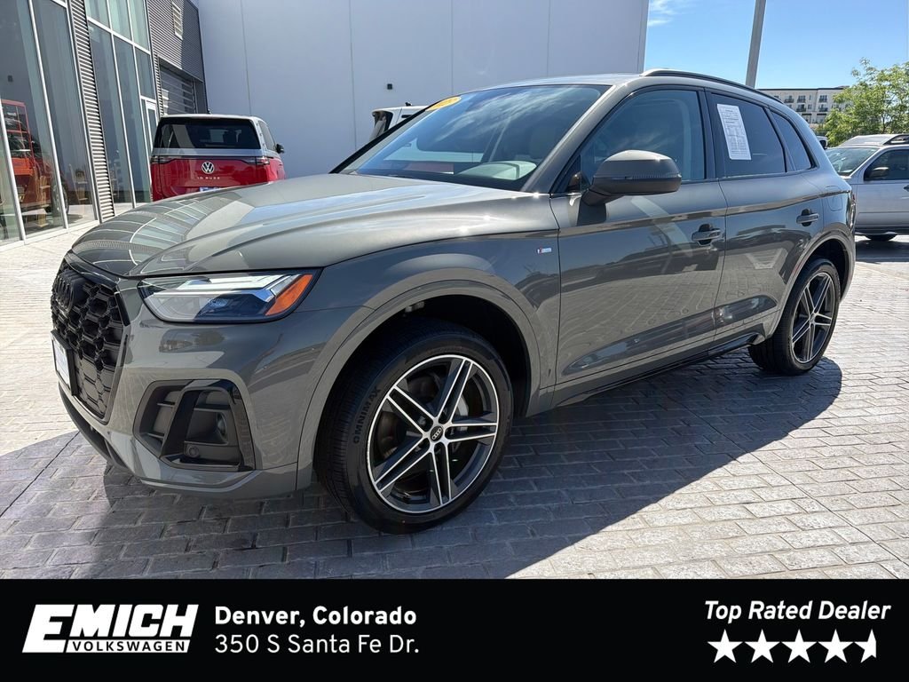 2023 Audi Q5 55 e Premium Plus's photo