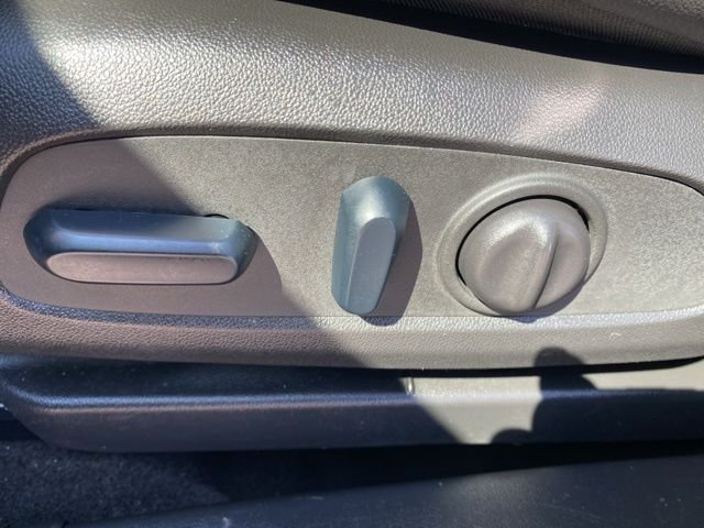 Used 2023 Black Buick Select image 16
