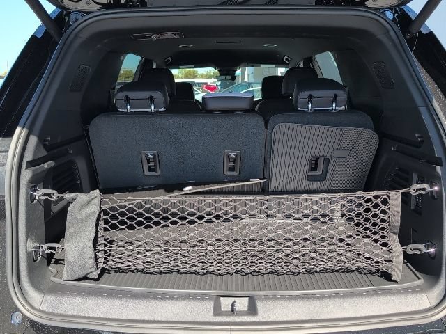 2026 Chevrolet Traverse High Country - Photo 11