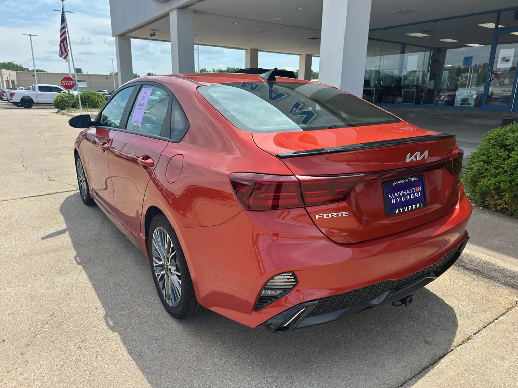 Used 2022 Fire Orange Kia GT-Line image 6