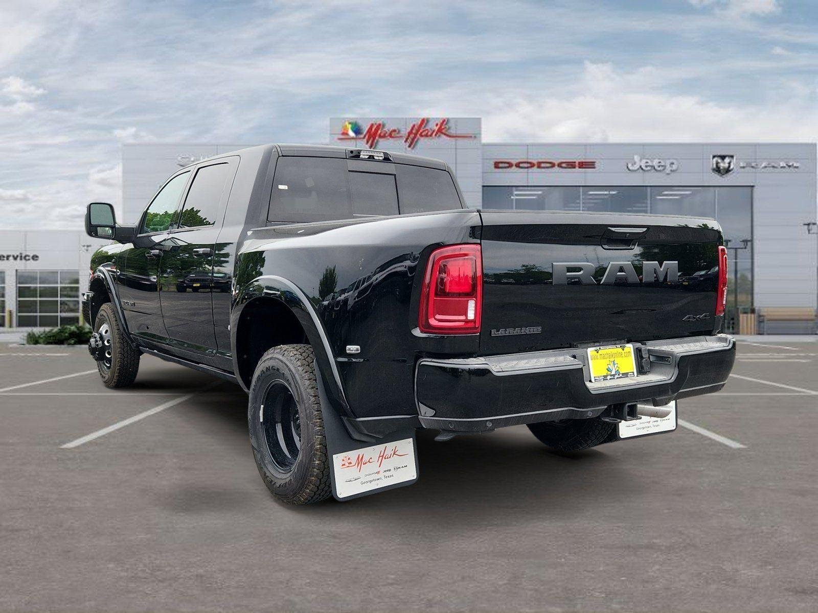 New 2026 Diamond Black Crystal Pearl-Coat Exterior Paint RAM Limited image 3