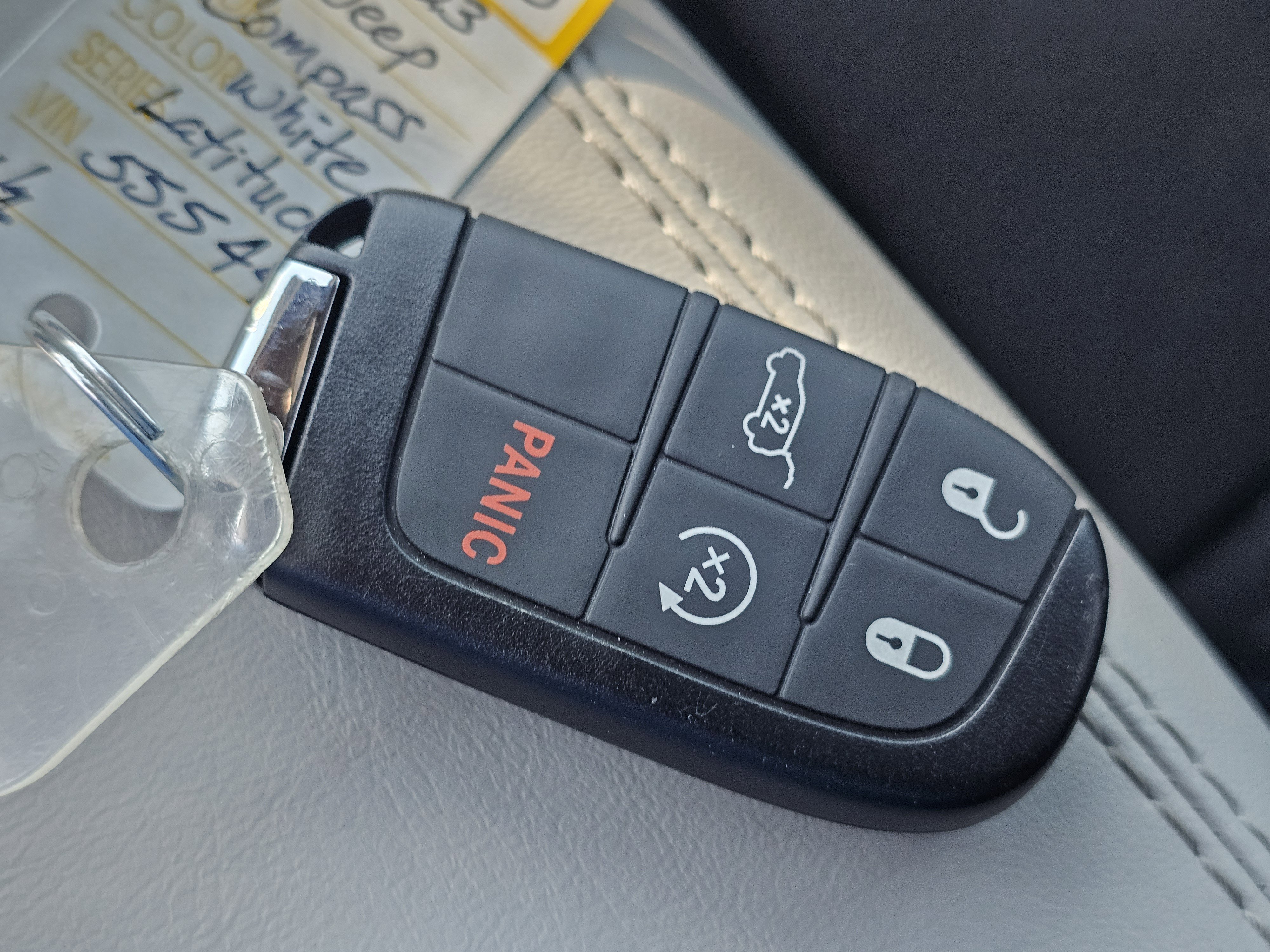 2023 Jeep Compass Latitude - Photo 30