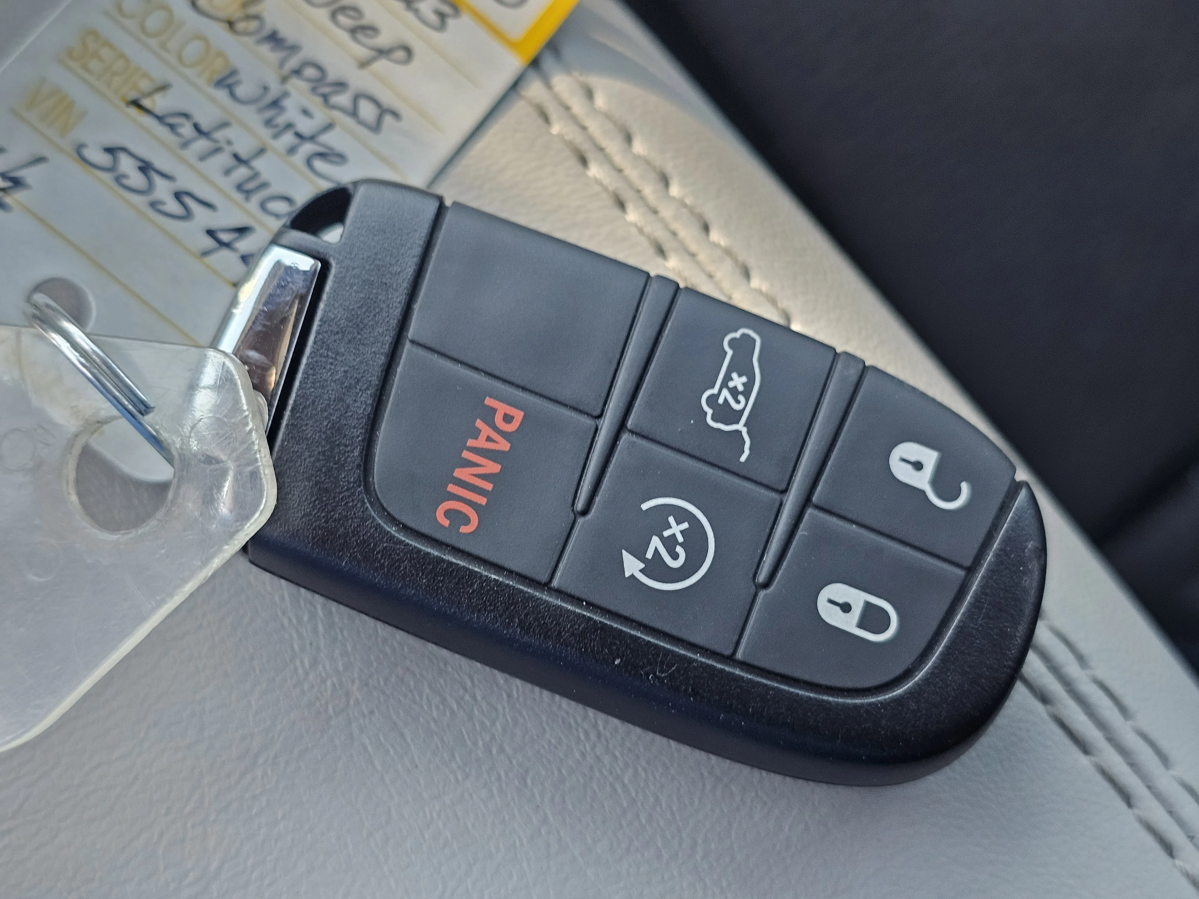 2023 Jeep Compass Latitude - Photo 30