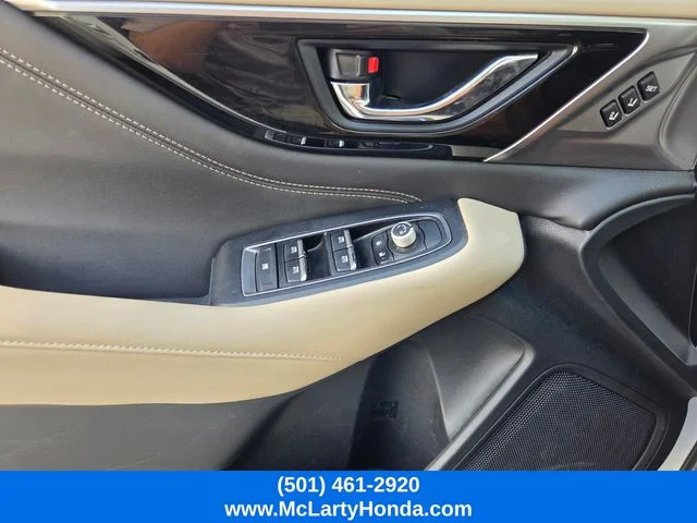 Used 2021 Crystal White Pearl Subaru Limited image 34