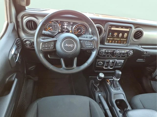 Used 2022 Silver Jeep Willys image 18