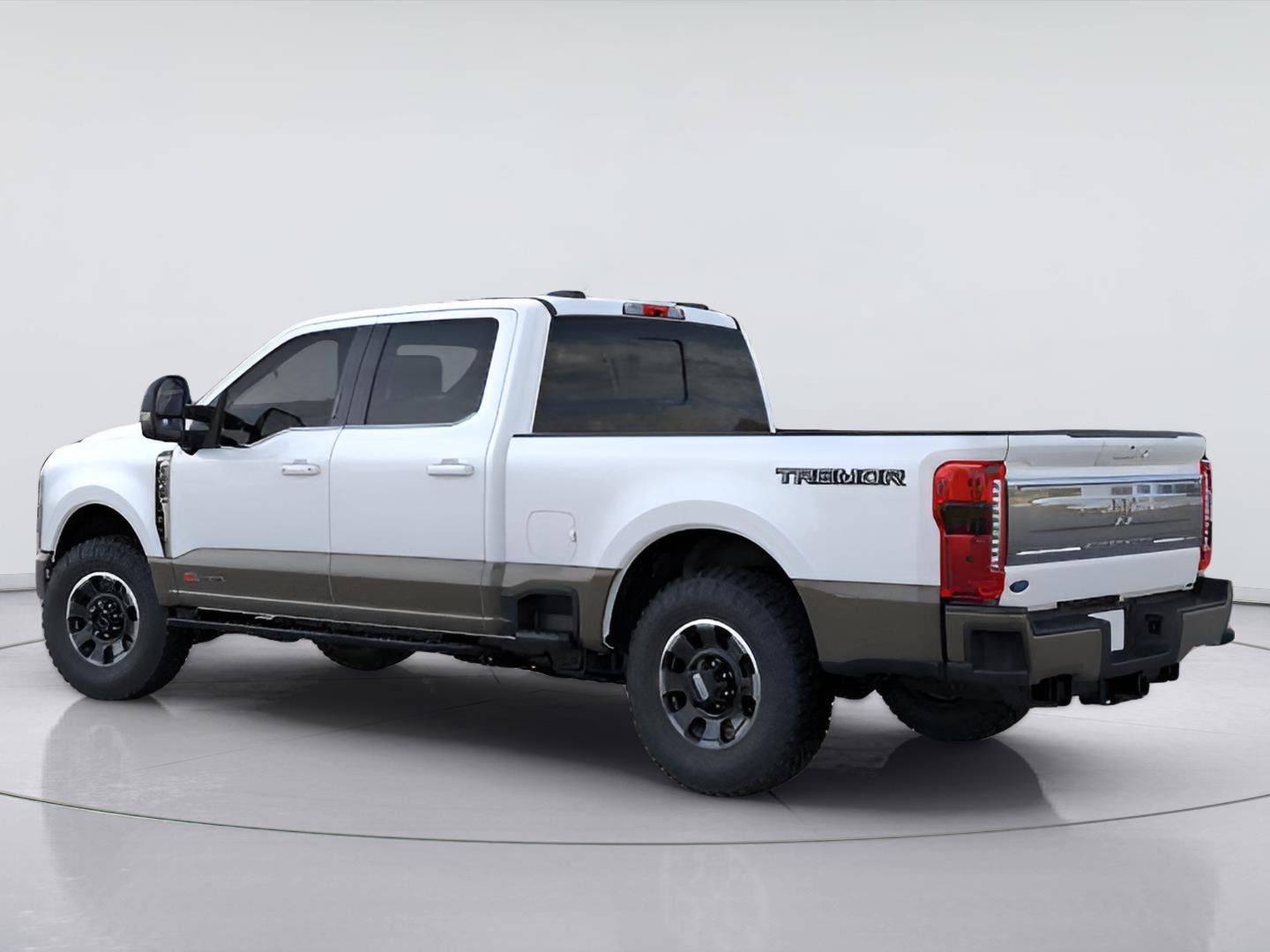 New 2026 Star White Metallic Tri-Coat Ford F-250® King Ranch® image 4