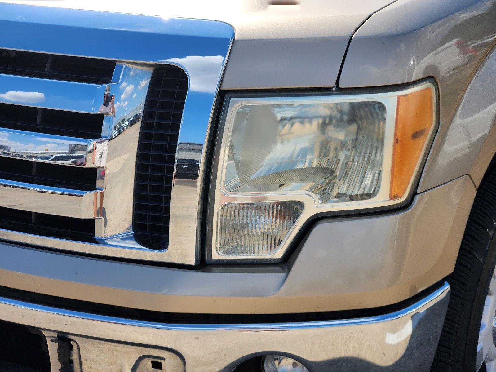 Used 2011 Pale Adobe Metallic Ford XLT image 7
