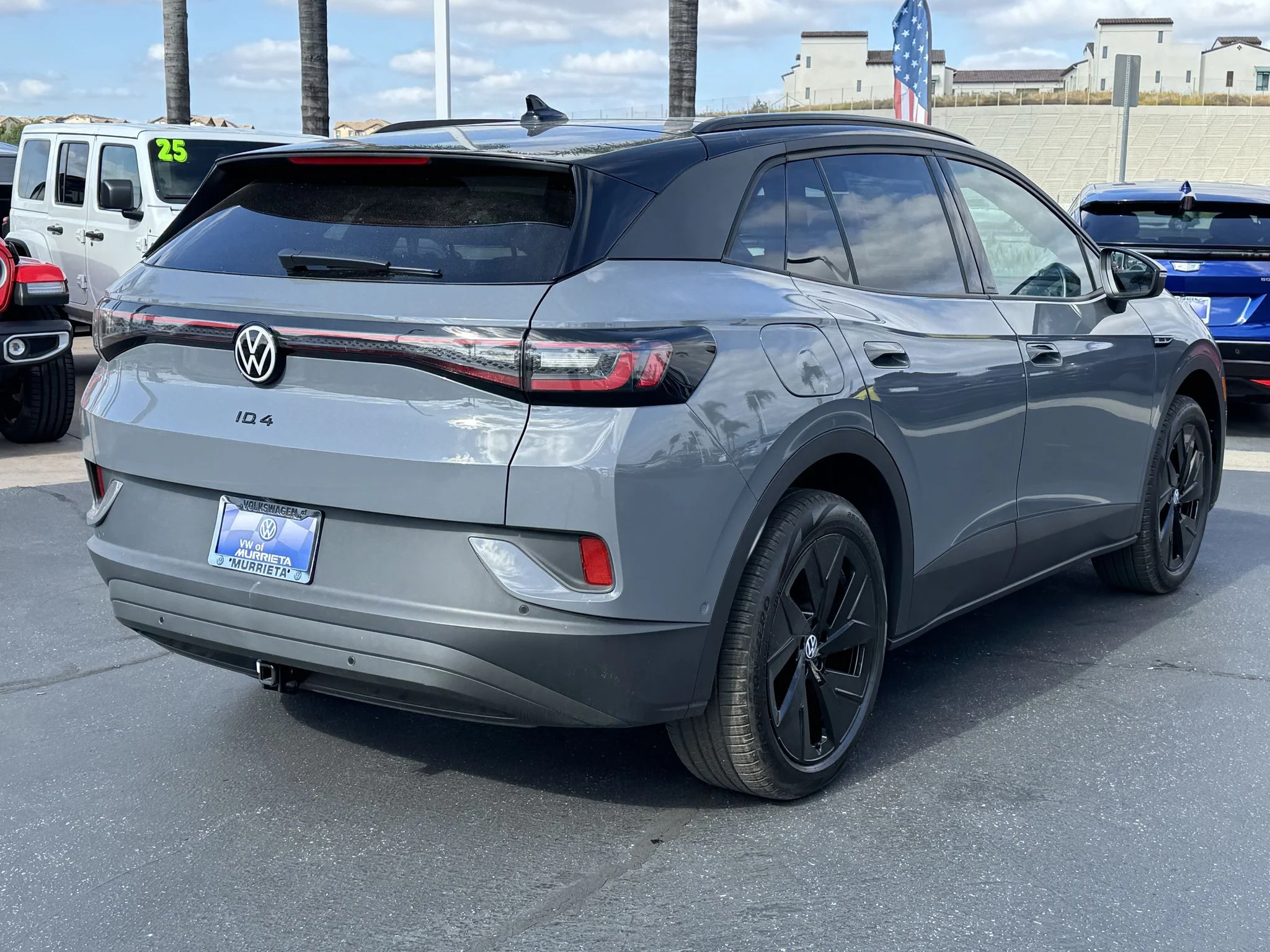 New 2026 Pure Gray w/Black Roof Volkswagen Pro S Plus image 7