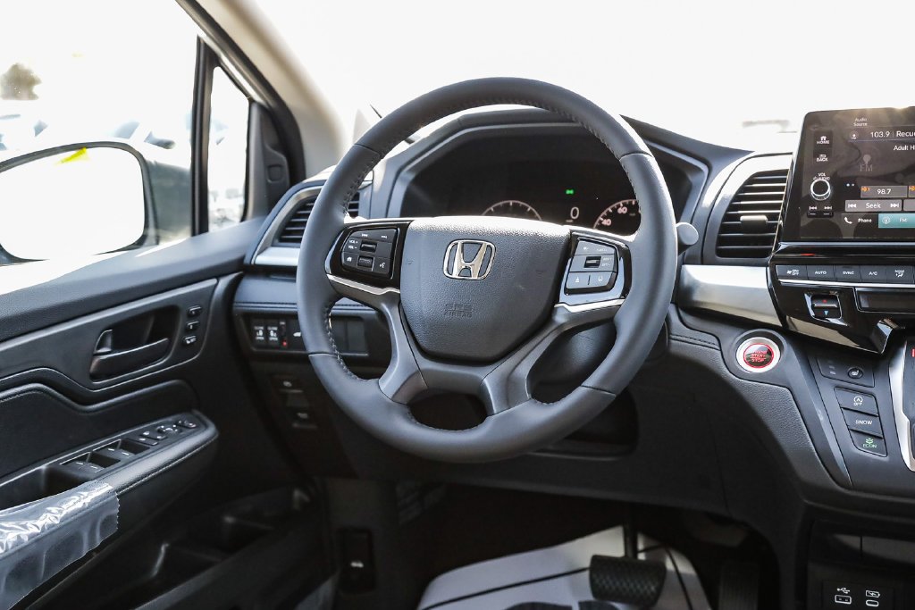 New 2026 Modern Steel Metallic Honda EX-L image 17