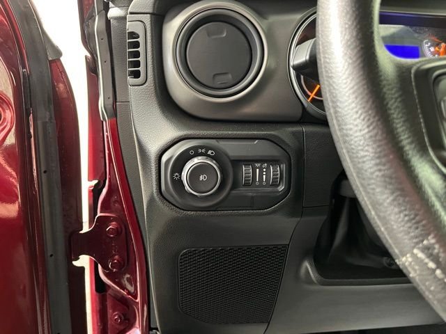 Used 2022 Red Jeep Unlimited Sport image 19